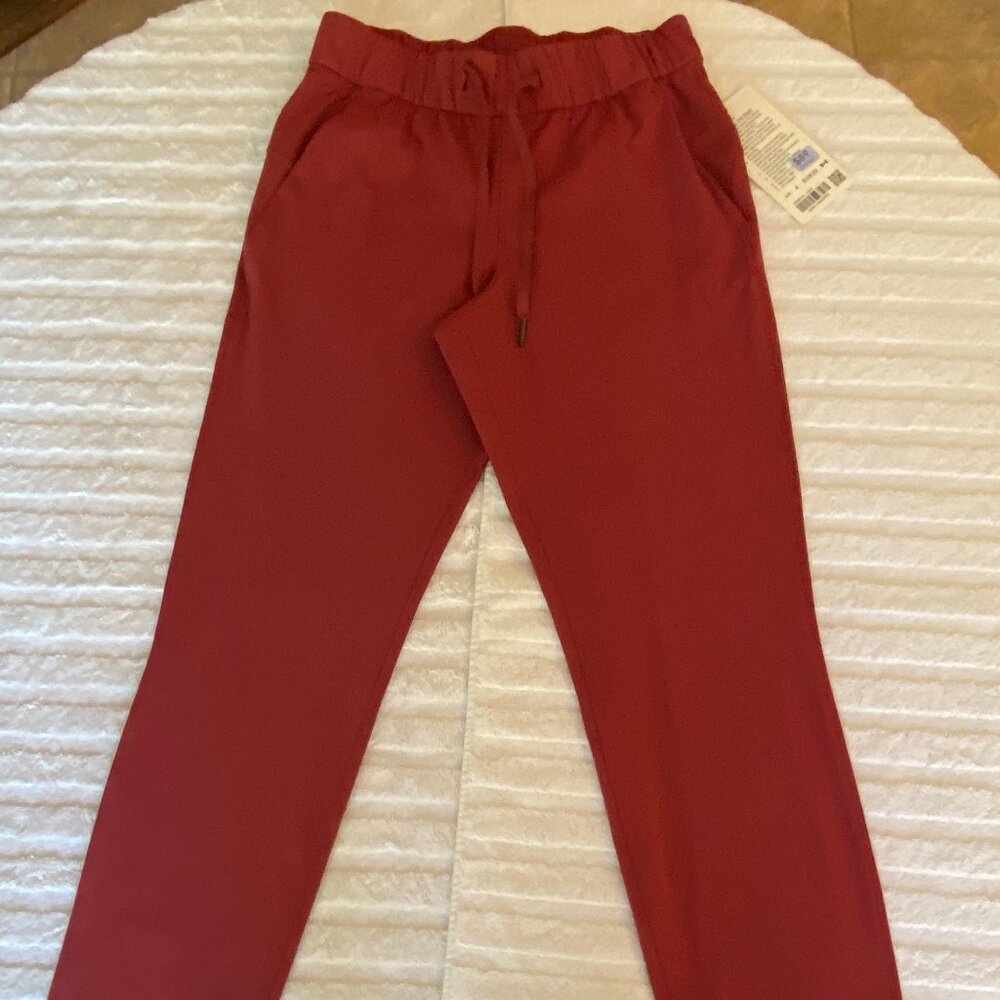 lululemon On the Fly 7/8 Pants - NWT